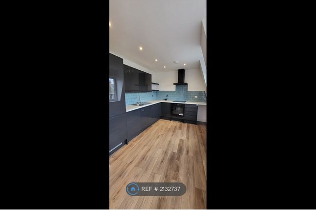 Flat 6A - Lounge/Kitchen