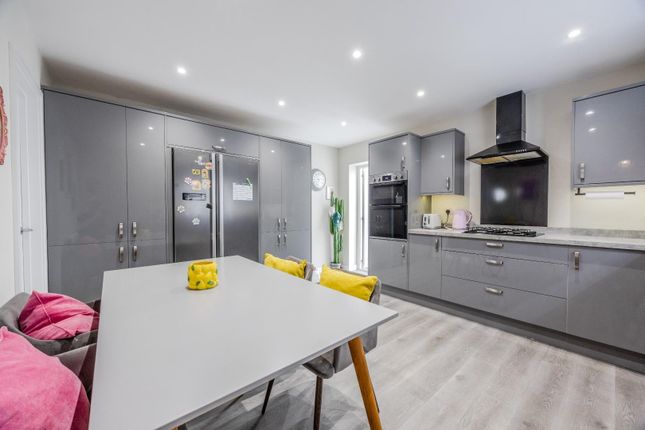 14A, Olivia Drive, Leigh-On-Sea photo 4