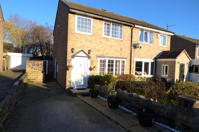 Thumbnail Semi-detached house for sale in Oakdale Close, Ovenden, Halifax