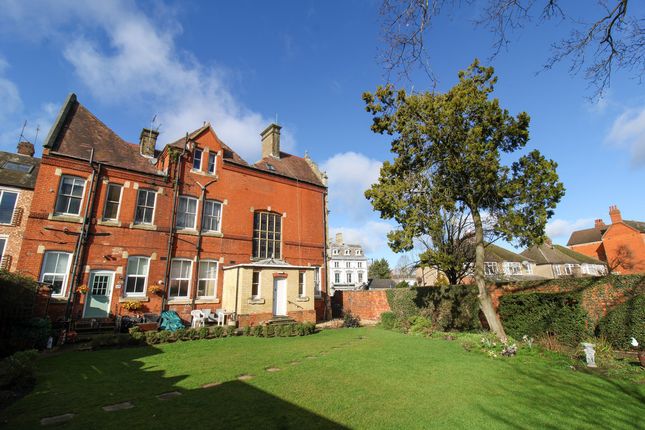 Flat for sale in East Park Parade, Northampton