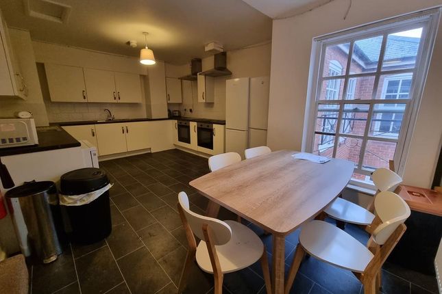 Flat 4, Victoria Chambers, - The Parade, CV32 4AG photo 3