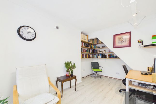 45 Arbury Avenue, Coventry photo 2