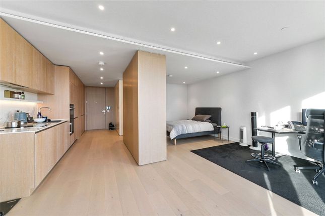 2701, 10, Park Drive, London photo 2
