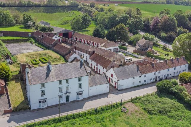 8-bed house on Whitewall House, Whitewall, Malton, £500,000
