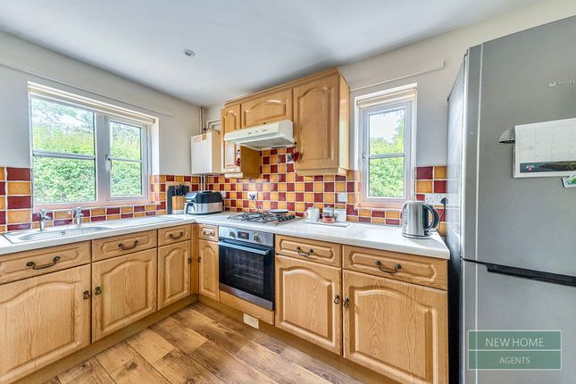 4, Goodalls Grove, Evesham photo 2