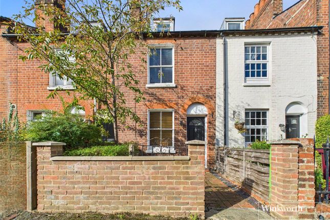 2-bed house on 14a, St. Johns Street, Berkshire, £250,000