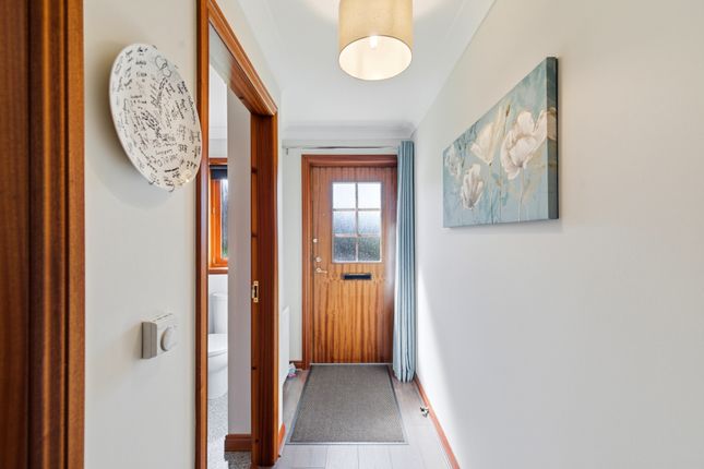 29, Hutchison Drive, Perth photo 2