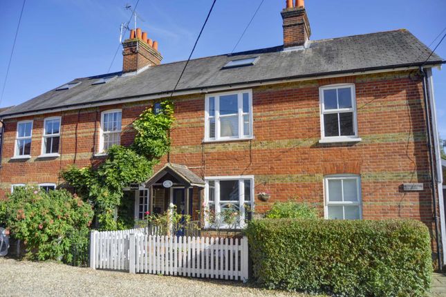 Thumbnail Cottage to rent in Graham Road, Cookham
