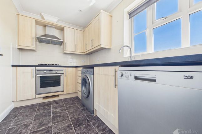 19, Grampian Place, Great Ashby, Stevenage photo 4