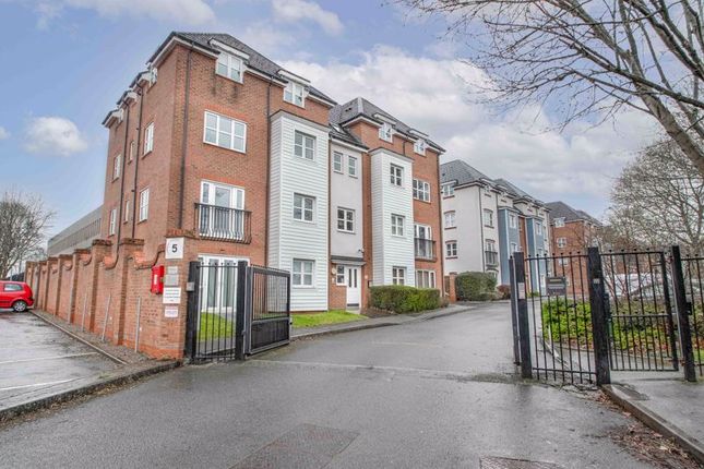 Thumbnail Flat for sale in Shottery Close, Ipsley, Redditch.