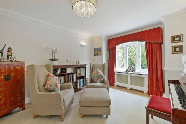 32, Harvest Hill Road, Berkshire photo 4