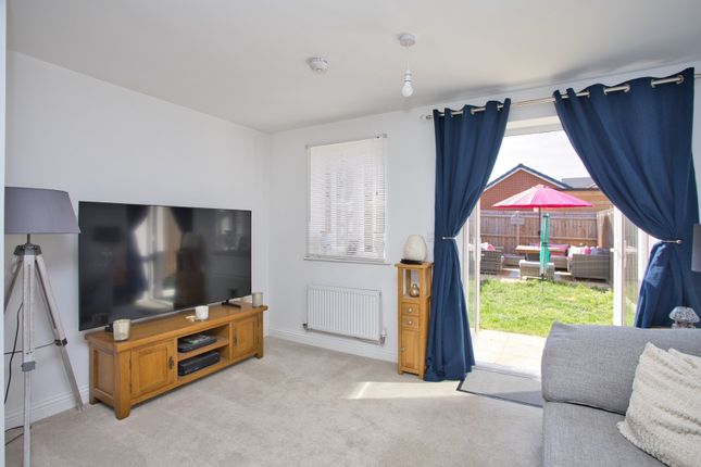 37, Artemis Gardens, Deal photo 3