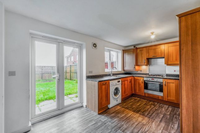 46, Weavers Avenue, Frizington photo 2