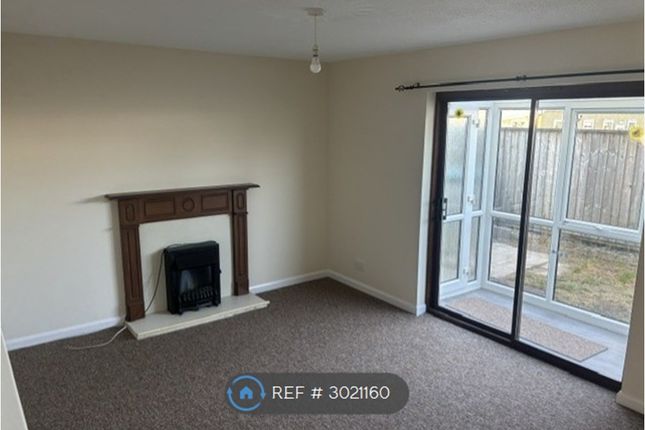 Fenton Court, Haverfordwest photo 4
