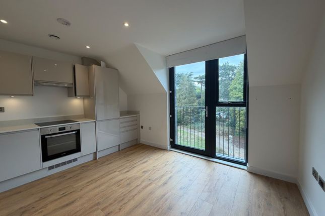 Flat 116, Westbrook Mills, Godalming photo 3