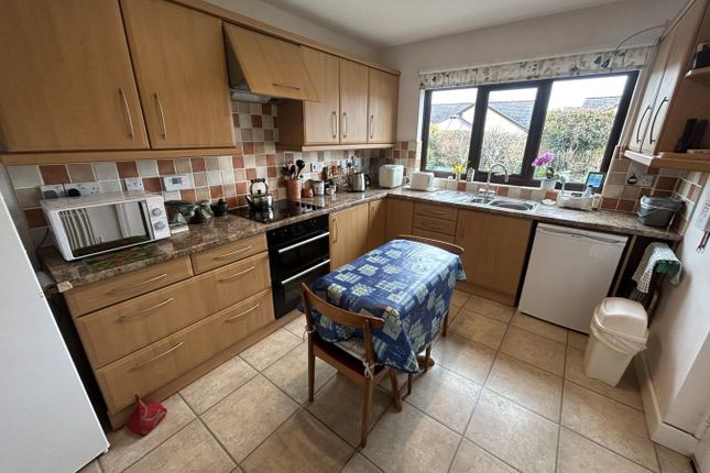 11, Beacons Park, Brecon photo 2