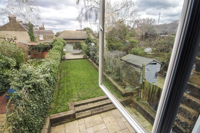 138, Annandale Road, London photo 4