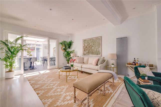 9, Skelwith Road, London photo 4