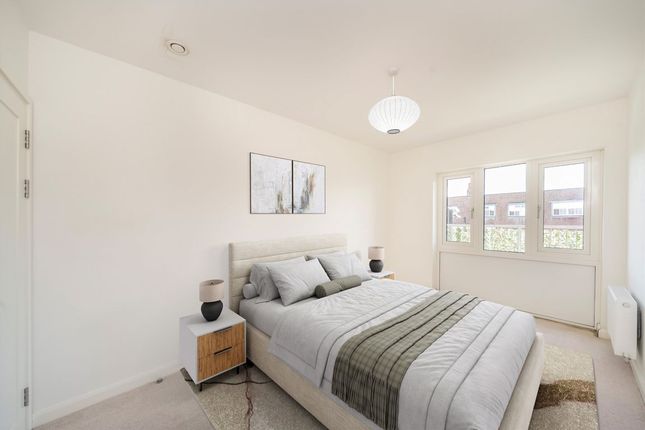 Flat 9, 409, Beulah Hill, London photo 4