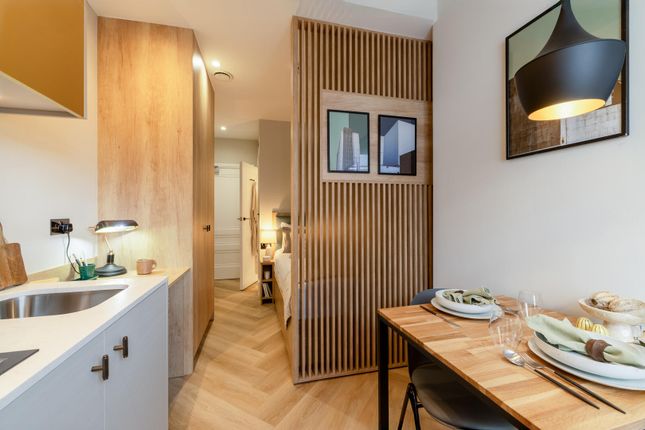 31 Draycott Avenue, LONDON photo 2