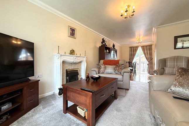 4 Meadow Close, Aberdare photo 4