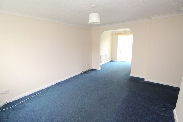Detached house to rent in Burrows Close, Narborough, Leicester