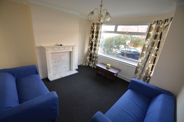 Thumbnail Terraced house to rent in Ash Gardens, Leeds