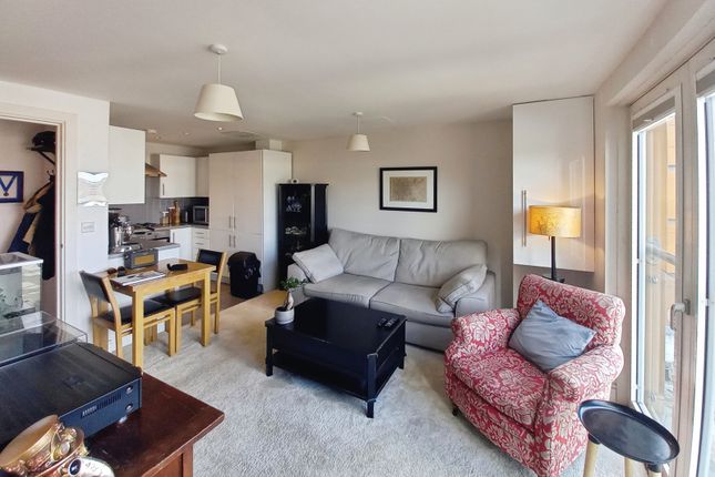 Flat 301,, Orchard Plaza, Dorset photo 2
