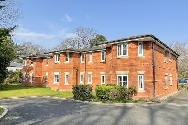 Thumbnail Flat to rent in The Garden House, London Road, Sunningdale, Ascot, Berkshire