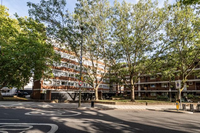 Flat 30, Musgrave Court, London photo 3
