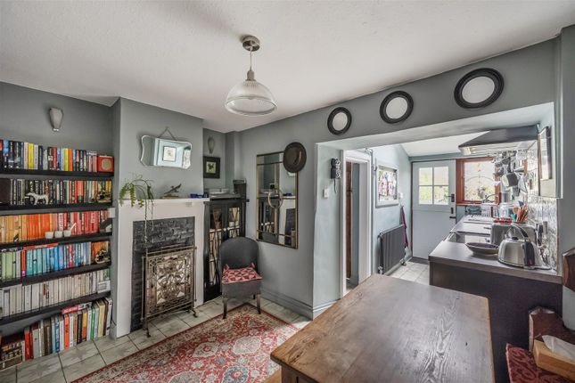 108, North Allington, Dorset photo 3