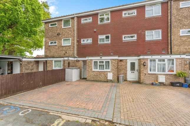 Thumbnail Terraced house for sale in Dayrell Close, Calmore, Southampton