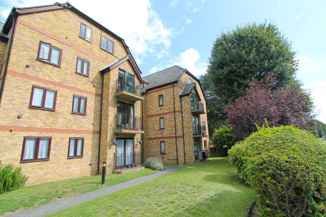 Thumbnail Flat for sale in Bloxworth Close, Wallington