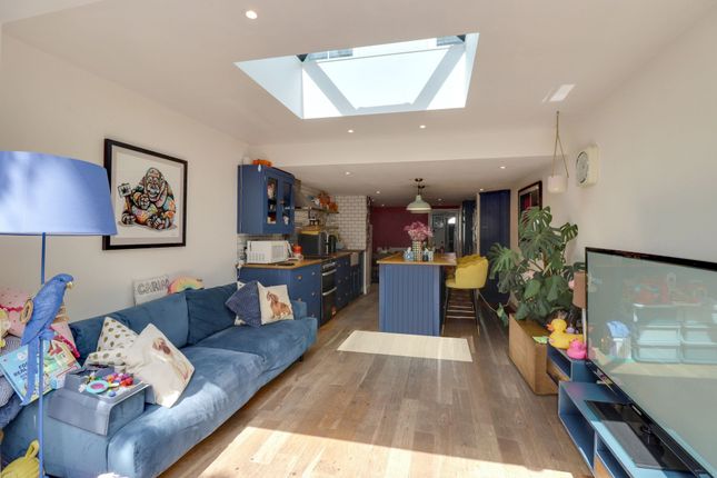 314 Walton Road, West Molesey photo 4