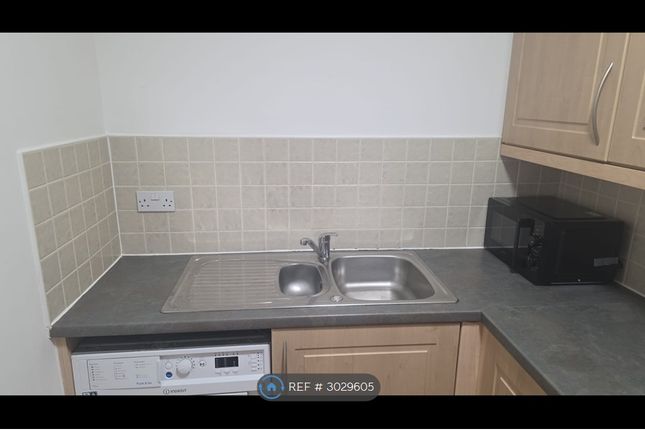 Astley Brook Close, Bolton photo 3