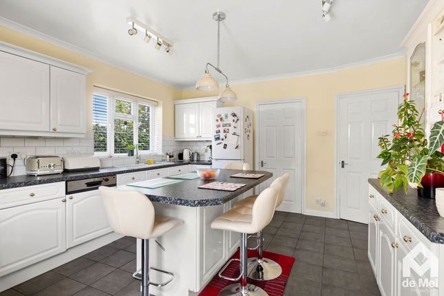 122, Arle Road, Cheltenham photo 4