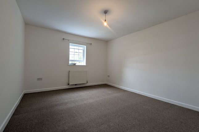 Flat 2 Timber Section,, London Road, Kent photo 5