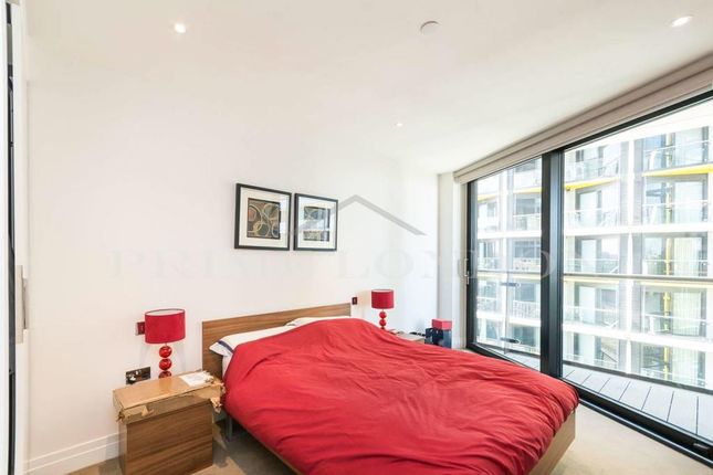 Flat to rent in Two Riverlight Quay, Nine Elms, London