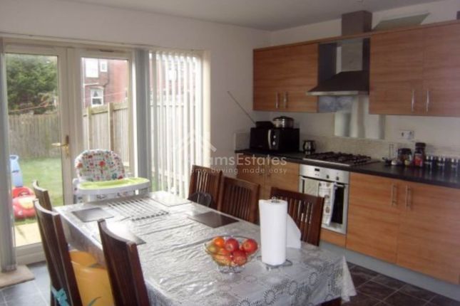 79, Broomer Street, Dewsbury photo 2