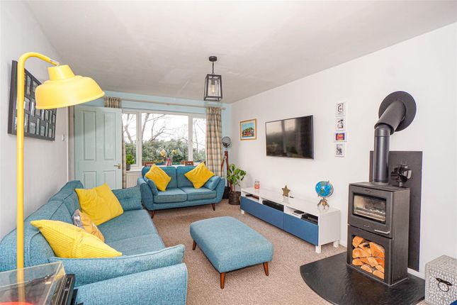1, Kildare Close, Hastings photo 2