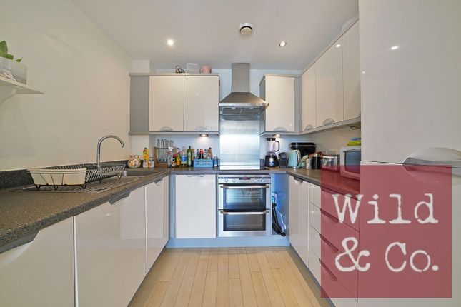 Flat 25, Dockside Court - Lnvliiofeaxn3Bceinlt.Jpg