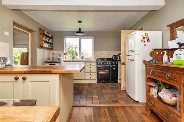 2, Hilltop Cottages, Theydon Mount photo 4