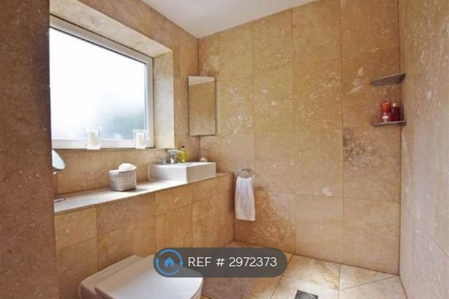 Apartment  Withington Point, Wilmslow Road, Manchester photo 3