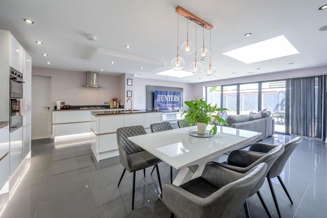 10, Copper Beech Drive, Kingswinford photo 3