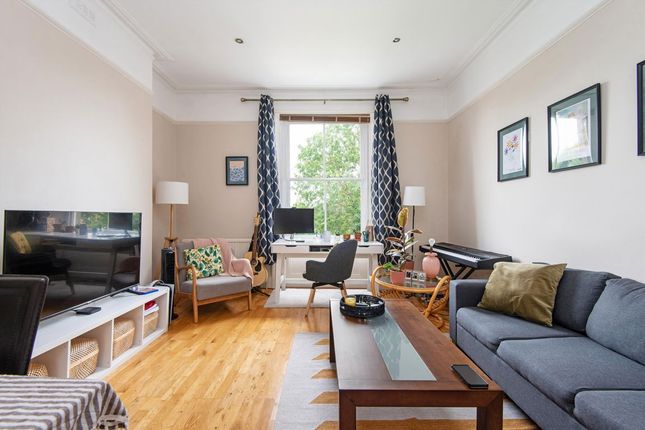 Flat 3, 221, Elgin Avenue, Maida Vale photo 2