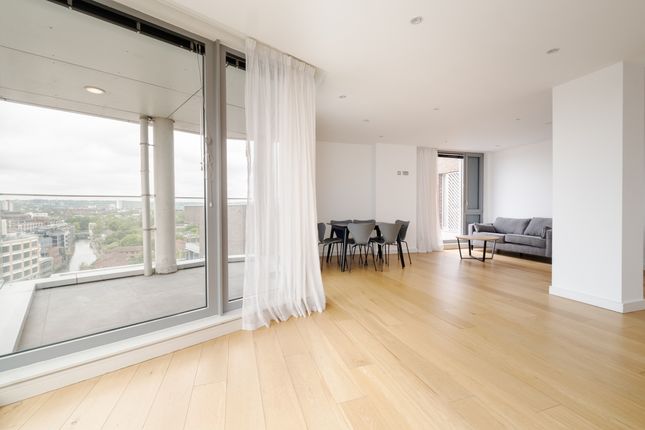Thumbnail Flat to rent in Camley Street, London