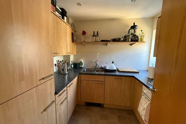 5, Griffin Court, Gillingham photo 3
