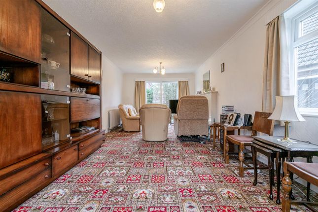 1, Kenhall Road, Leigh photo 4