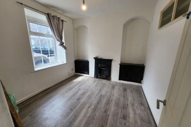 End terrace house to rent in Kingarth Street, Cardiff