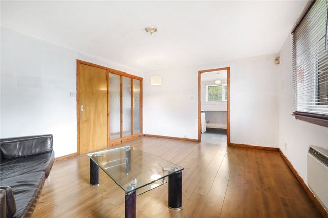 0/2, 26, Fortingall Place, Glasgow photo 4